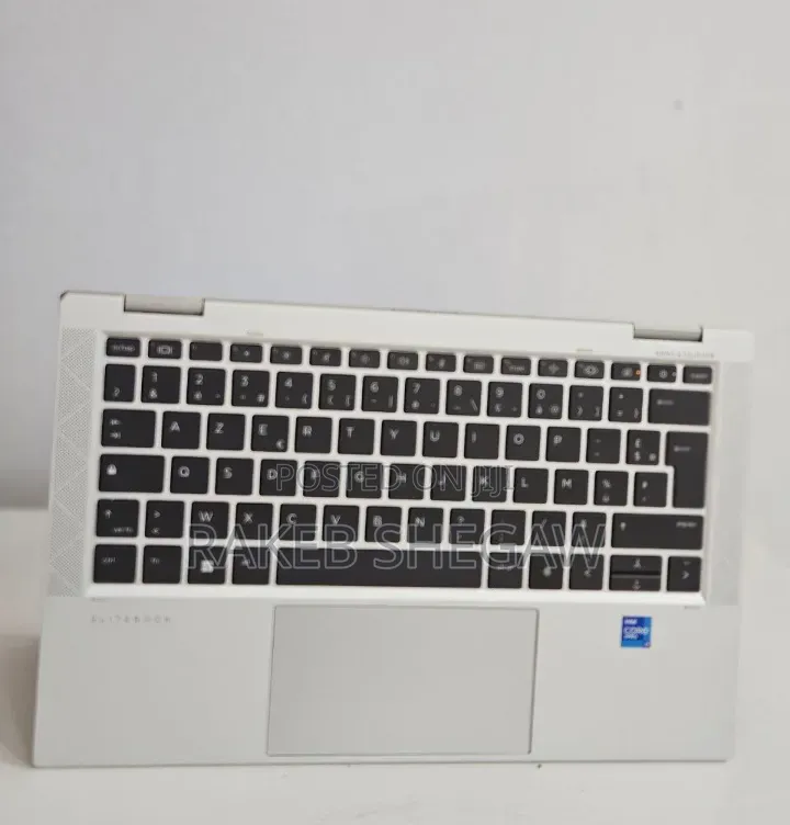 New Laptop HP EliteBook 1030 16GB Intel Core i7 SSD 512GB