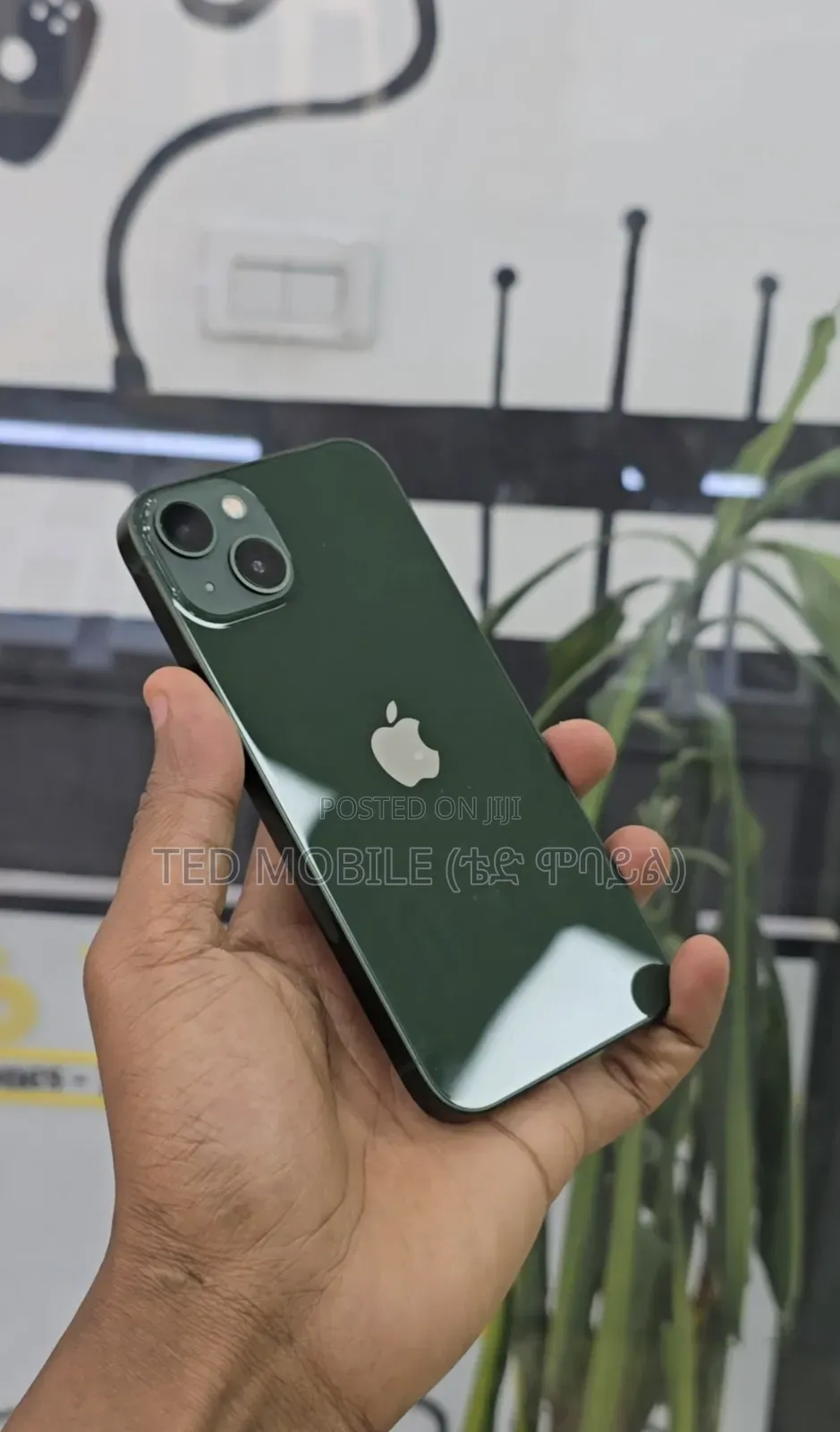 Apple iPhone 13 128 GB Green
