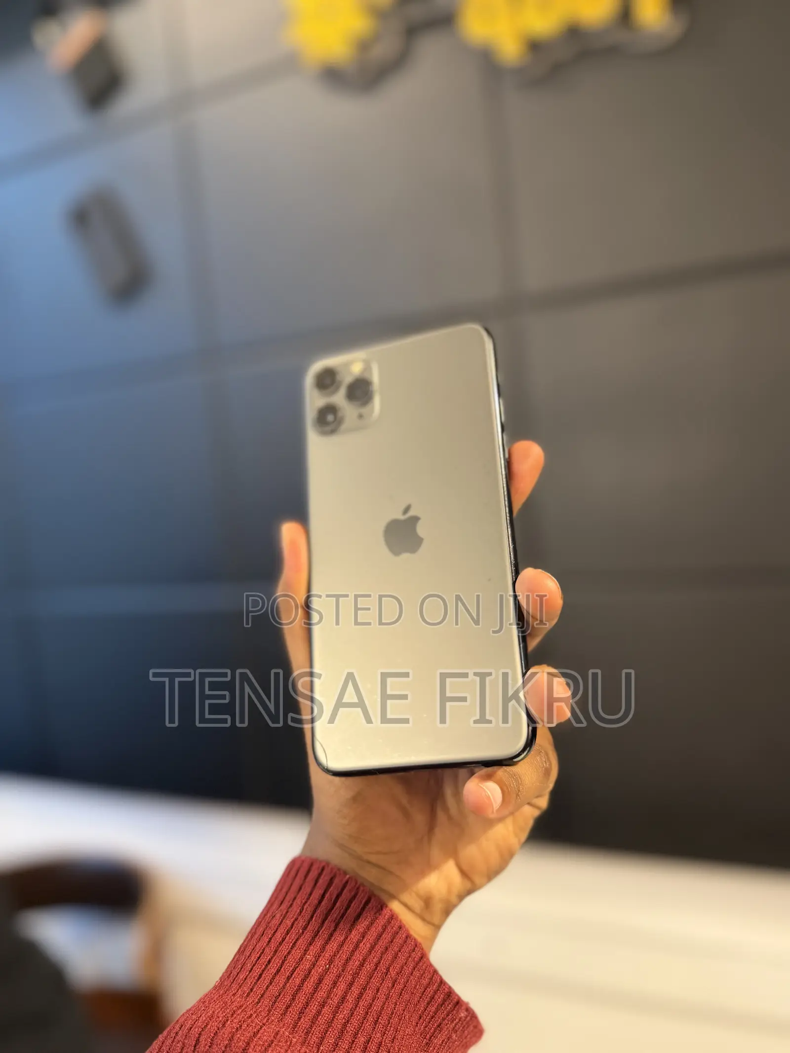 New Apple iPhone 11 Pro Max 256 GB Black