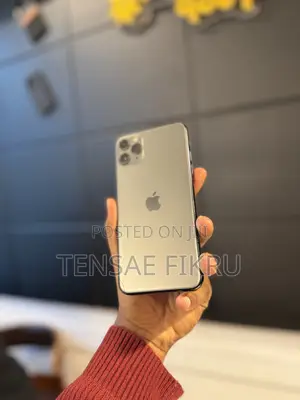 New Apple iPhone 11 Pro Max 256 GB Black