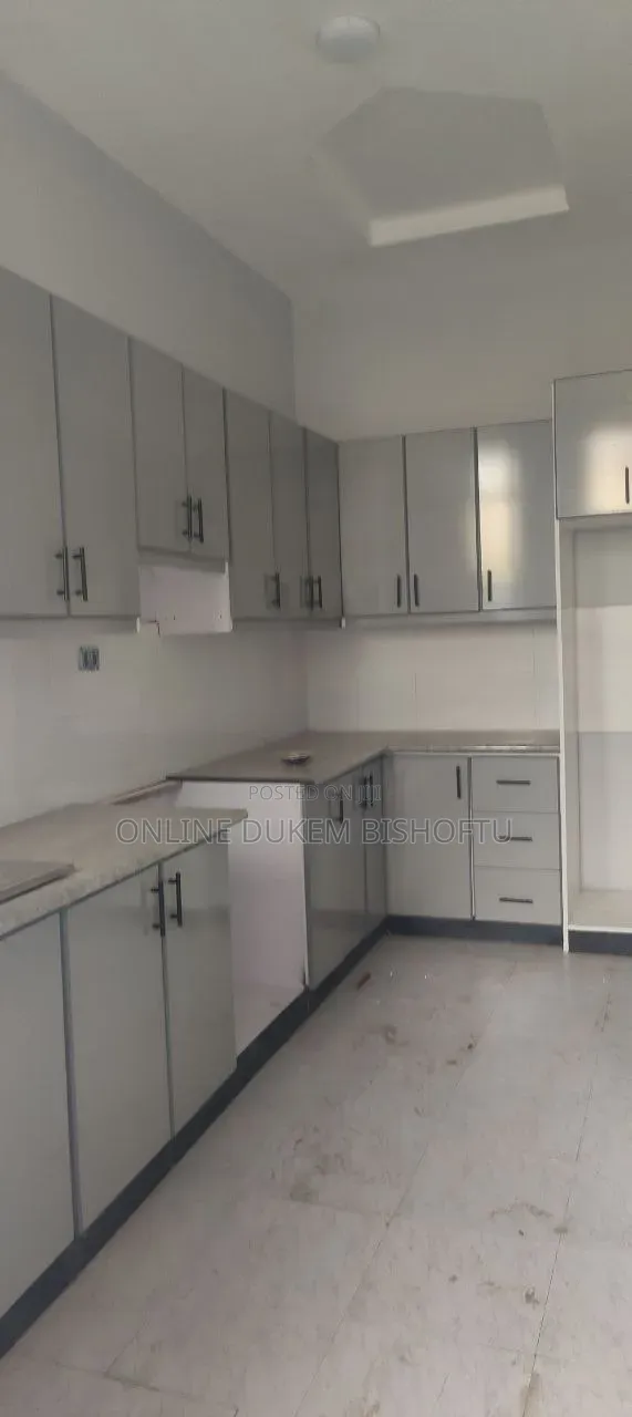 Furnished 7bdrm House in Bishoftu Dukem, Oromia-Finfinne for sale