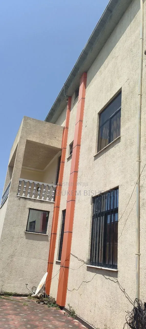 Furnished 10bdrm House in Bishoftu Novia, Oromia-Finfinne for sale