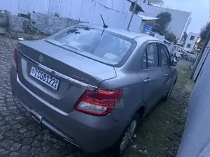 Suzuki Dzire 2022 Silver