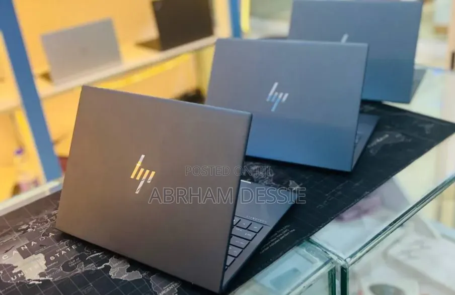 New Laptop HP 16GB Intel Core i7 SSD 512GB