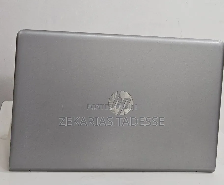 New Laptop HP Pavilion 15 8GB Intel Core i5 HDD 1T