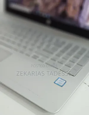 New Laptop HP Pavilion 15 8GB Intel Core i5 HDD 1T