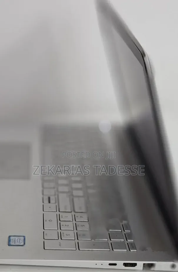 New Laptop HP Pavilion 15 8GB Intel Core i5 HDD 1T