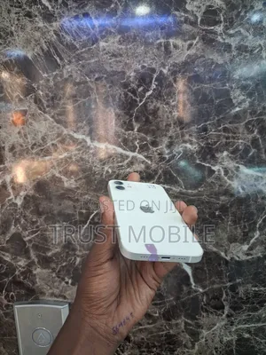 Apple iPhone 12 128 GB White