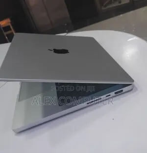 New Laptop Apple MacBook Pro 2021 M1 32GB Apple M1 Pro SSD 512GB