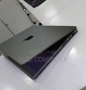 New Laptop Apple MacBook Pro 2021 M1 32GB Apple M1 Pro SSD 512GB
