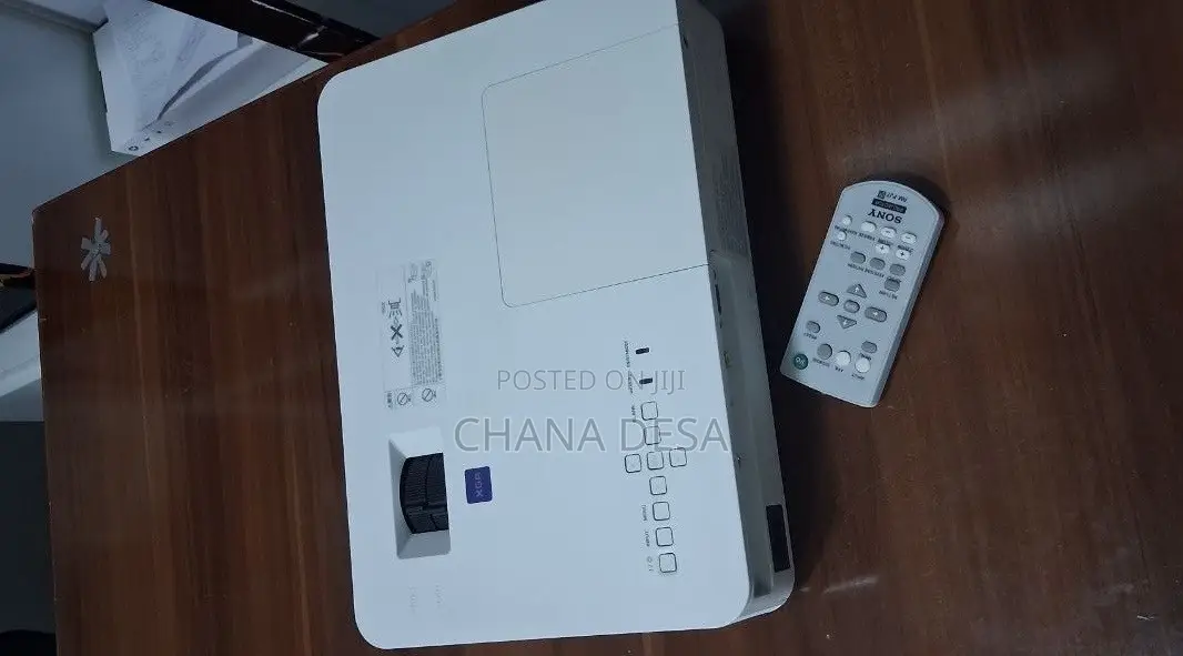 Sony VPL-Dx220