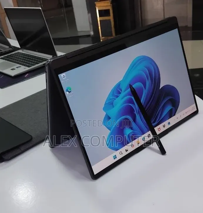 New Laptop Lenovo Yoga 9i 16GB Intel Core i7 SSD 512GB