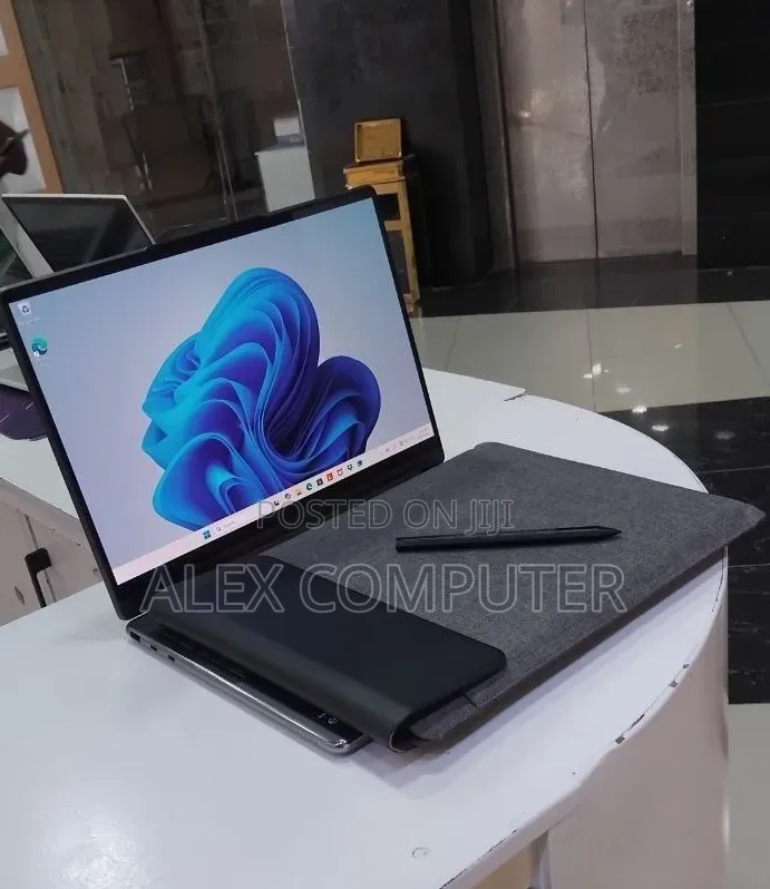 New Laptop Lenovo Yoga 9i 16GB Intel Core i7 SSD 512GB