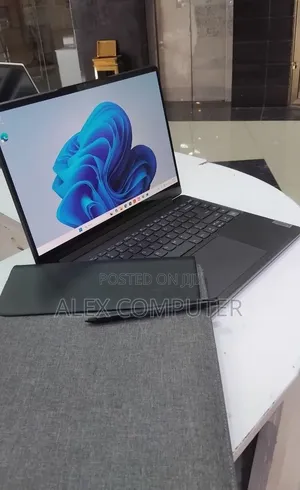 New Laptop Lenovo Yoga 9i 16GB Intel Core i7 SSD 512GB