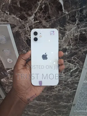 Apple iPhone 12 128 GB White