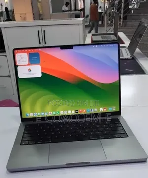 New Laptop Apple MacBook 32GB SSD 512GB