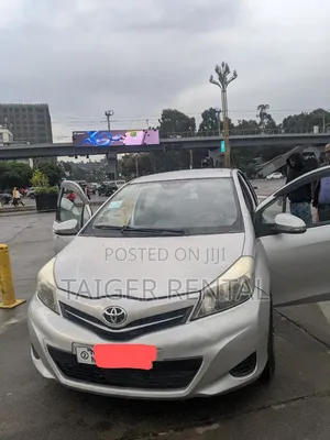 Toyota Yaris Compact Rent