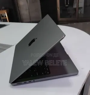 New Laptop Apple MacBook Pro 2021 M1 32GB Apple M1 Pro SSD 512GB