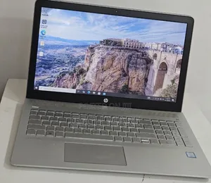 New Laptop HP Pavilion 15 8GB Intel Core i5 SSD 1T