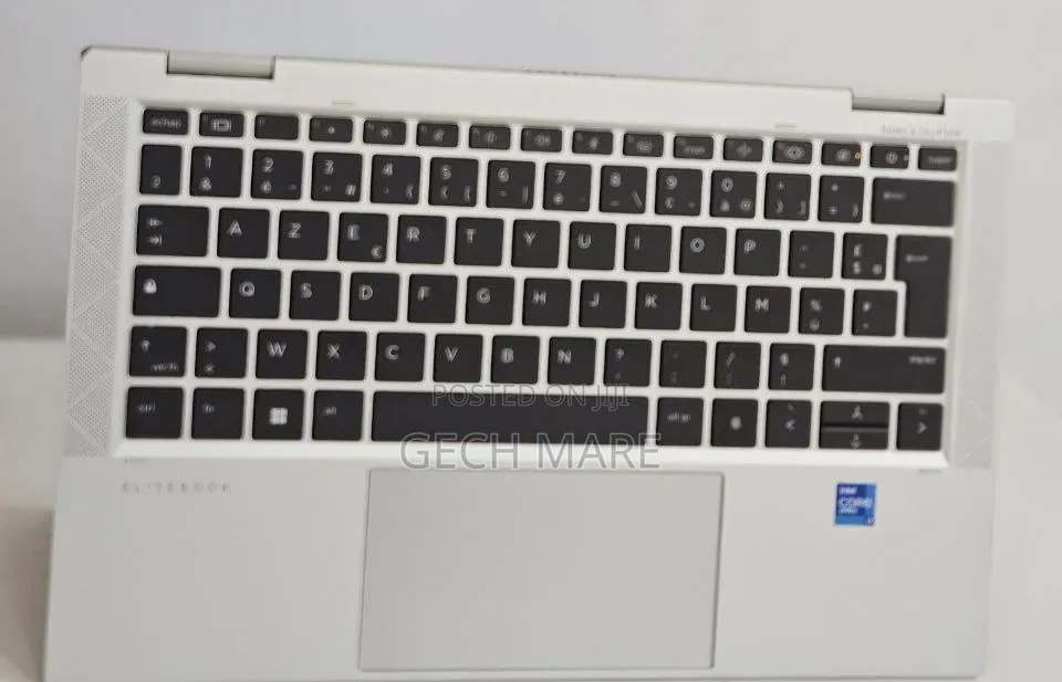 New Laptop HP EliteBook 1030 16GB Intel Core i5 SSD 512GB