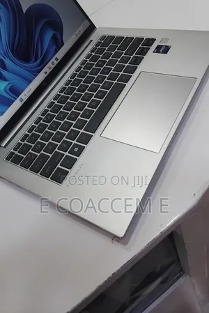 New Laptop HP EliteBook 840 G10 16GB Intel Core i7 SSD 512GB