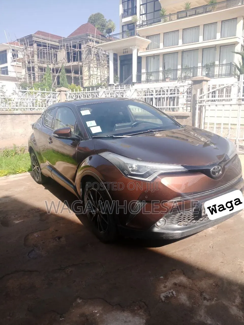 Toyota C-HR 2017 Brown