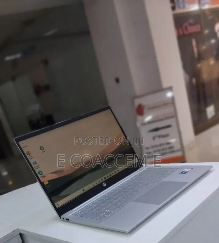 New Laptop HP 16GB Intel Core i5 SSD 512GB