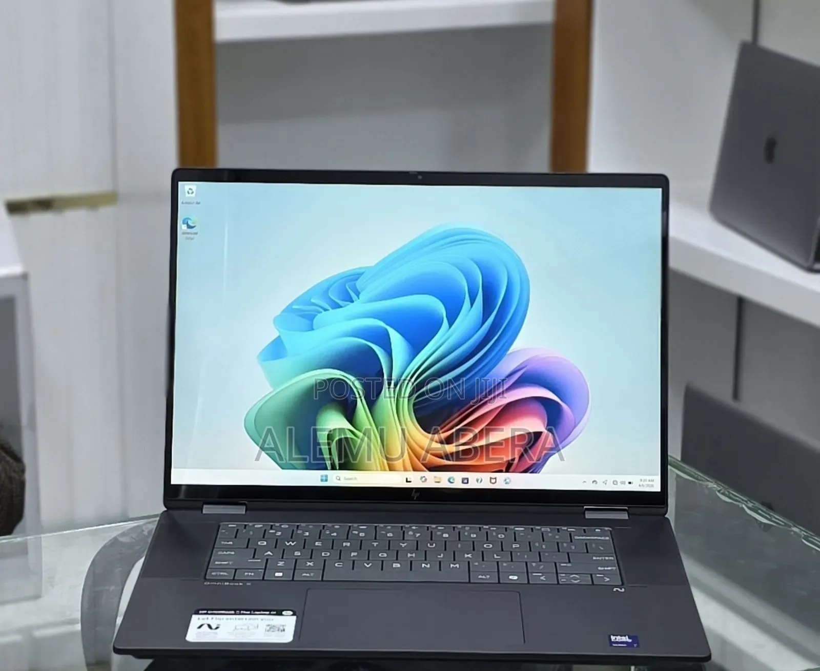 New Laptop HP OmniBook X Flip 16" 16GB Intel Core Ultra 7 SSD 1T