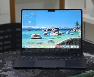 New Laptop Apple MacBook Air 2022 M2 16GB Apple M2 SSD 256GB