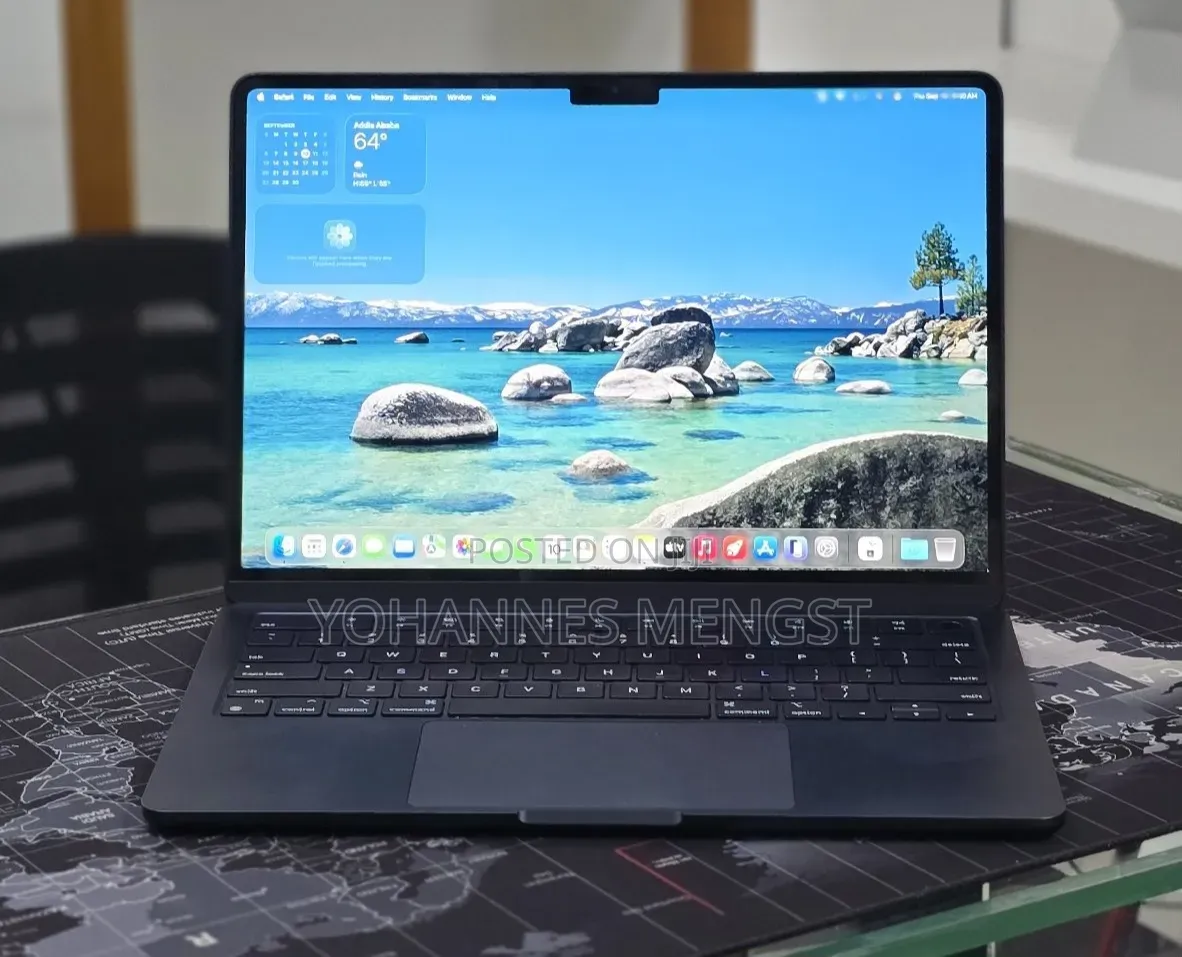 New Laptop Apple MacBook Air 2022 M2 16GB Apple M2 SSD 256GB