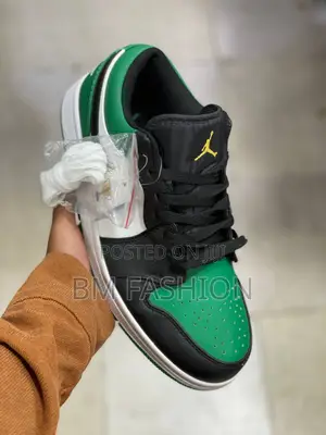 Air Jordan 1 Low Sneakers Green X Black X White Fashionable