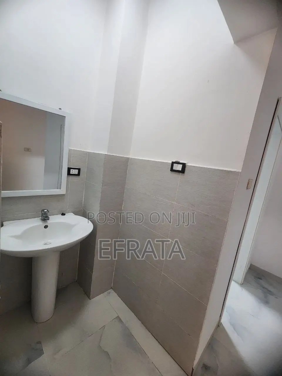 Furnished 3bdrm Apartment in Bole for rent