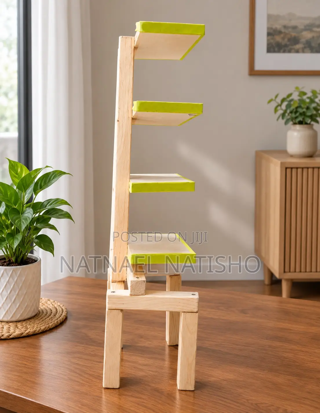 Mini የጠረጴዛ ሼልፍ