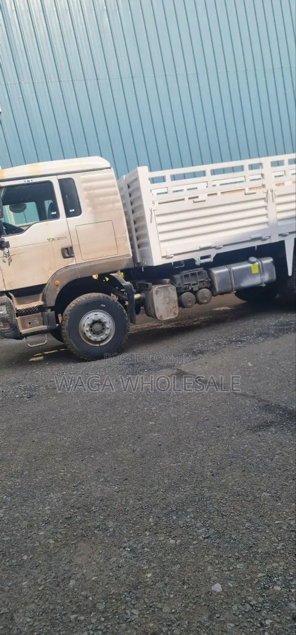 ለጥፎ የቆመ አዲስ መኪና Tx371 Casoni Sino