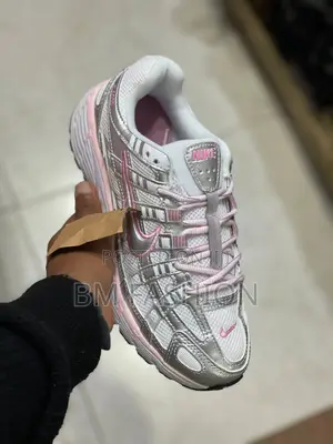 P6000 Womens Nike Sneakers Pink Stripe