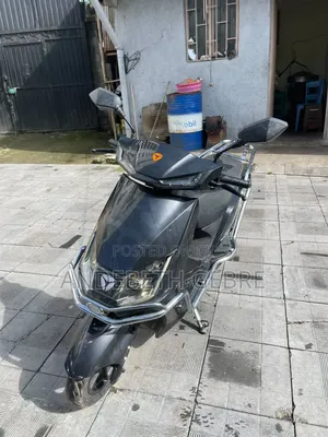 New Yadea T5 2026 Black
