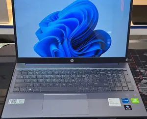 New Laptop HP 16GB Intel Core i5 SSD 512GB