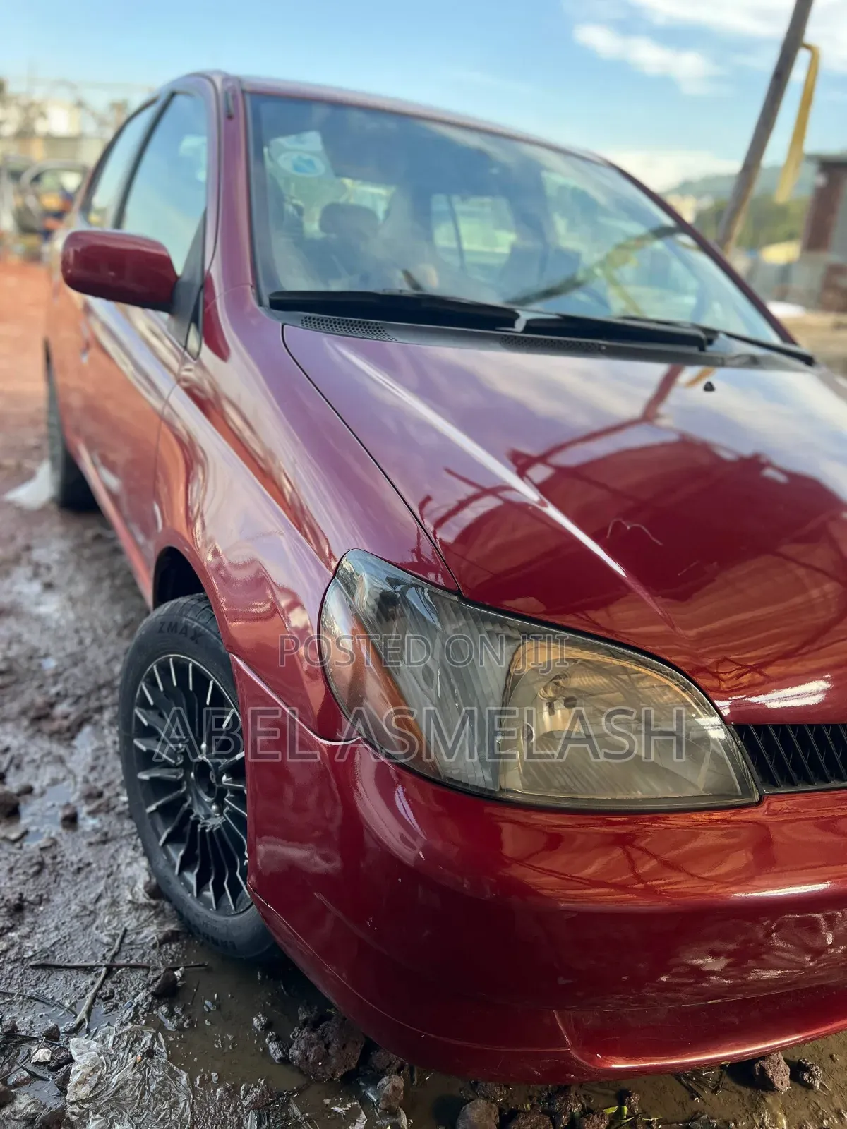 Toyota Platz 2001 Red
