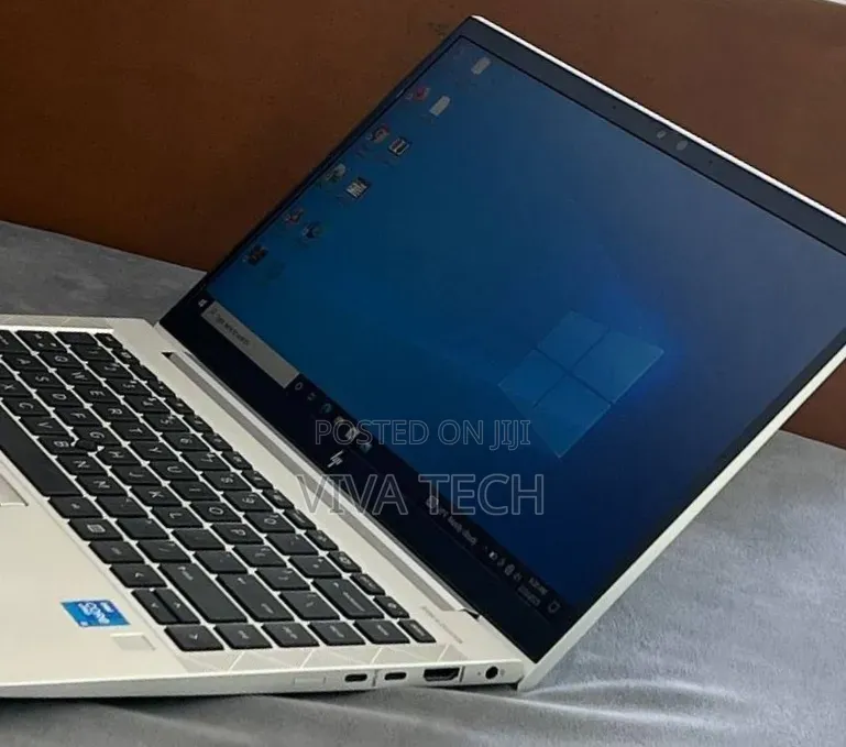 New Laptop HP EliteBook 830 G8 16GB Intel Core i7 SSD 512GB