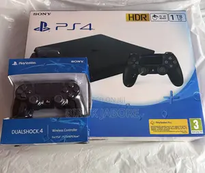 Ps4 With Two Controllers and 1TB