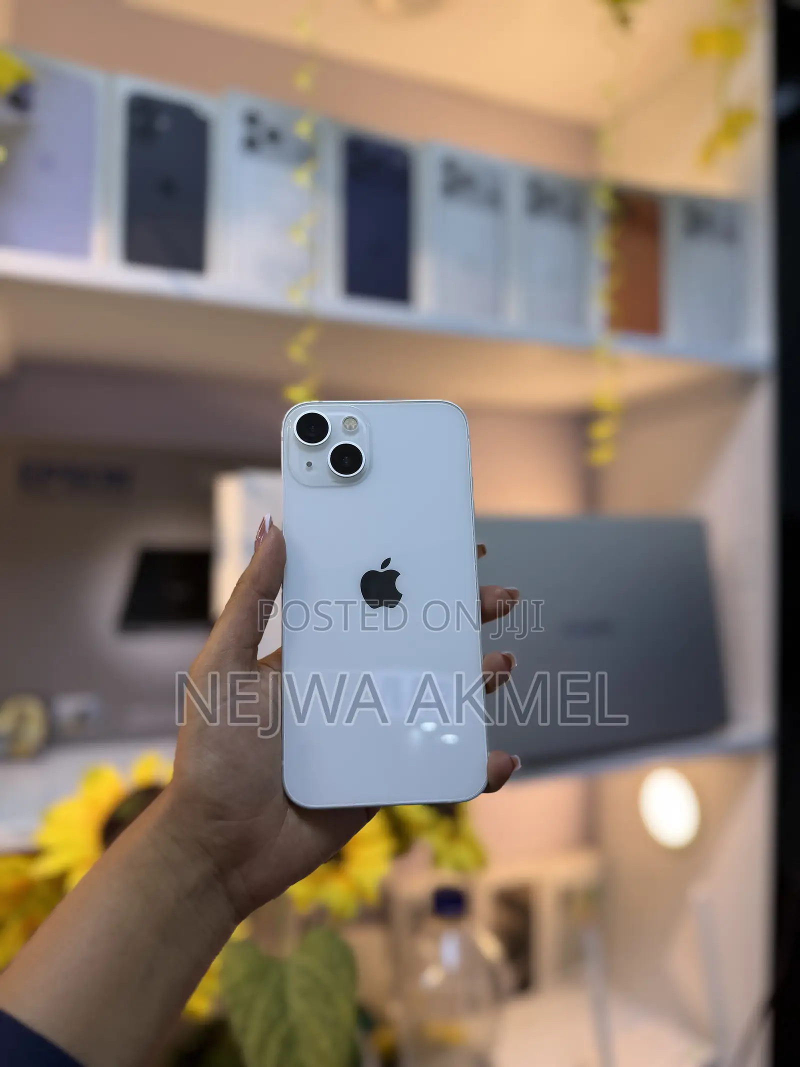 Apple iPhone 13 256 GB White