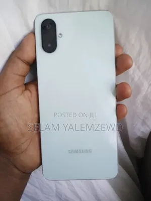 Samsung Galaxy M06 5G 128 GB Blue