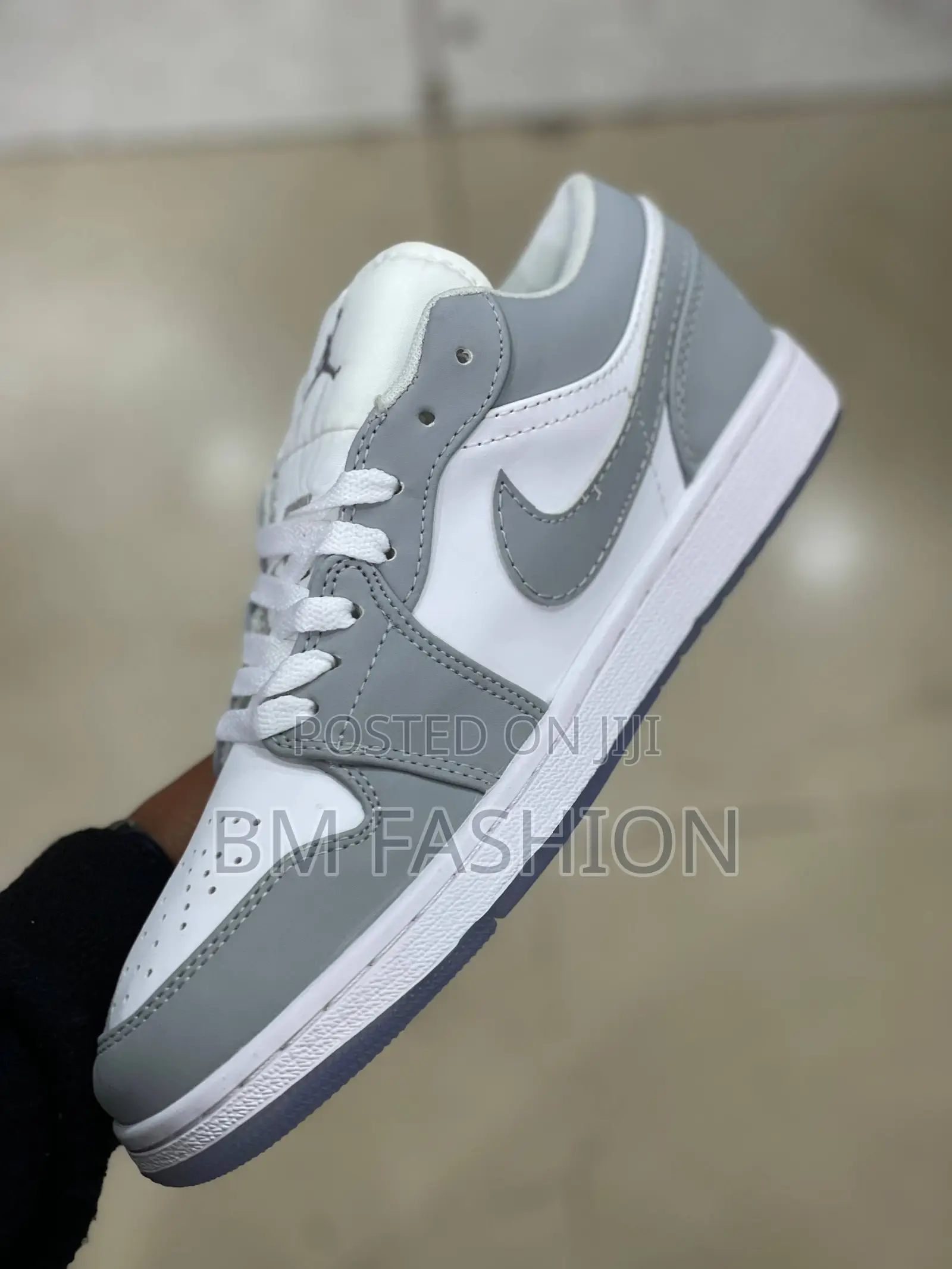 Air Jordan 1 Low Gray X WHITE Mens Everyday Wear Stylish Sneakers