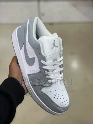 Air Jordan 1 Low Gray X WHITE Mens Everyday Wear Stylish Sneakers