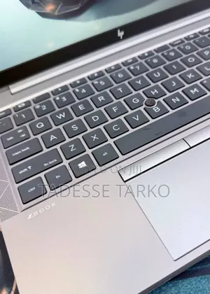 New Laptop HP ZBook Firefly G8 16GB Intel Core i7 SSD 512GB