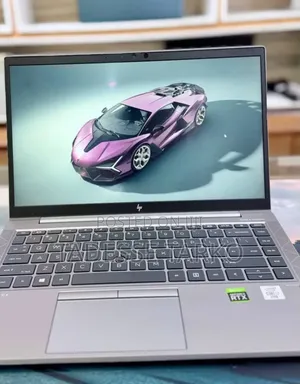 New Laptop HP ZBook Firefly G8 16GB Intel Core i7 SSD 512GB