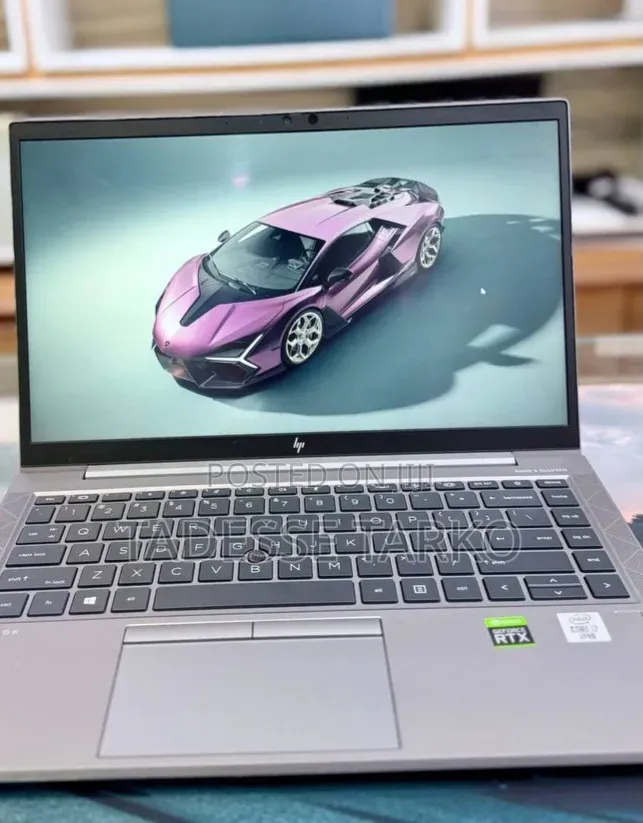 New Laptop HP ZBook Firefly G8 16GB Intel Core i7 SSD 512GB
