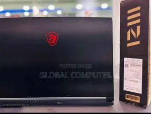New Laptop MSI Pulse GL66 8GB Intel Core i7 SSD 512GB