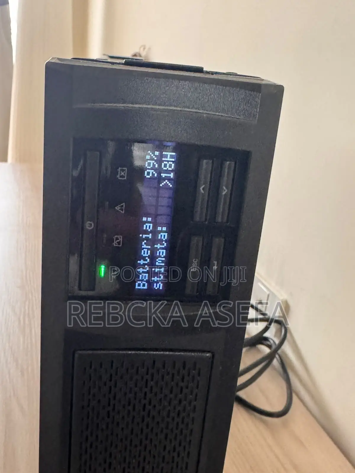 APC Smart-Ups, 3000va-2700w