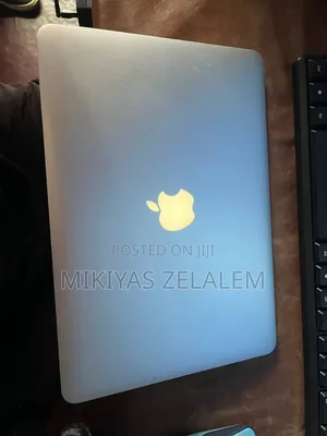 Laptop Apple MacBook 2013 4GB Apple M1 Pro SSD 256GB